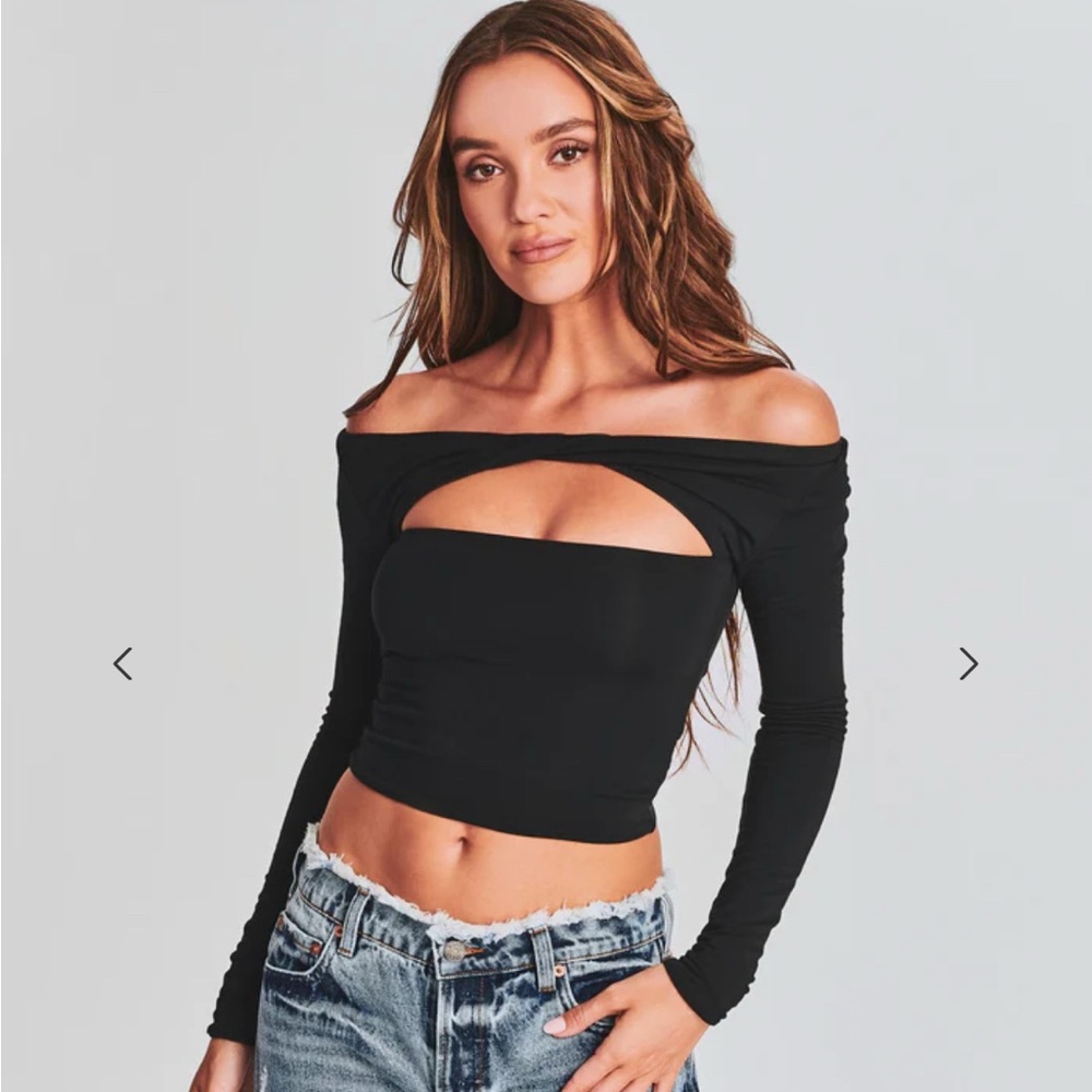 NWOT-Ser.o.ya Artemis top